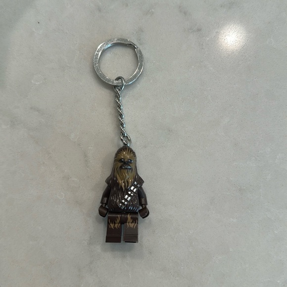 Lego Star Wars Chewbacca Disney keychain. Item #6143997 - Picture 1 of 2